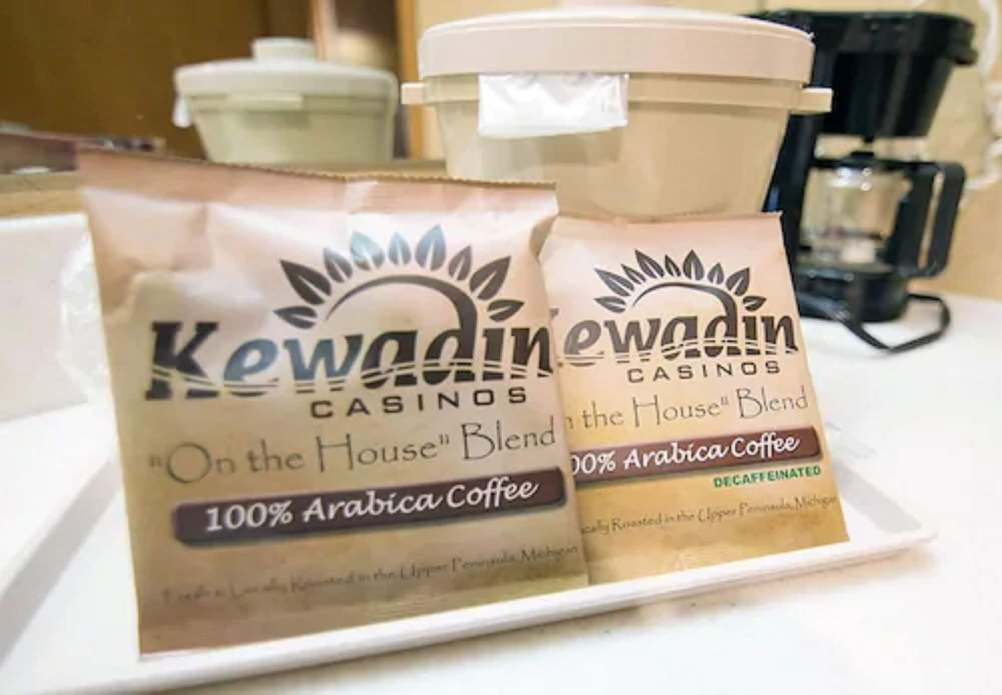 Kewadin Sault Ste Marie Hotel エクステリア 写真