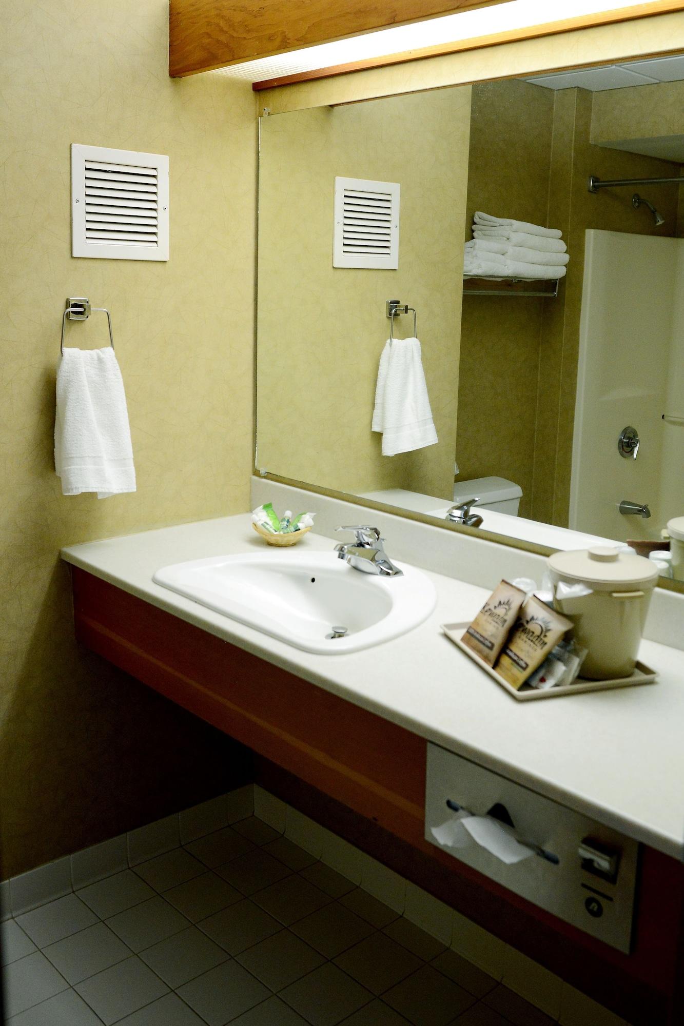 Kewadin Sault Ste Marie Hotel エクステリア 写真